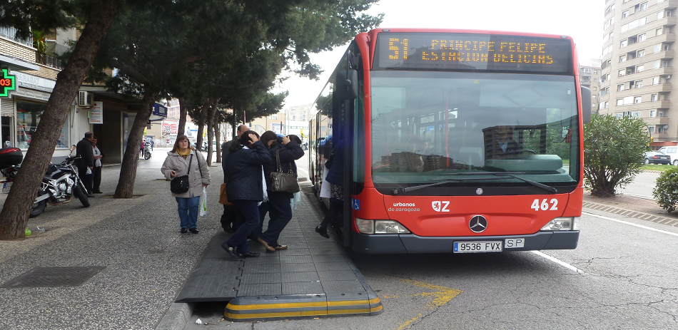 Zaragoza continúa extendiendo su red de paradas accesibles y apostando por la plataforma bus  Vectorial® de ZICLA.