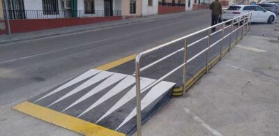 Millora de la mobilitat i accessibilitat en parades d’autobús al barri Cooperativa de Sant Boi de Llobregat.
