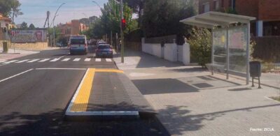 Amélioration de l’accessibilité des arrêts de bus de la Carrer Major à Vallirana (Barcelone).