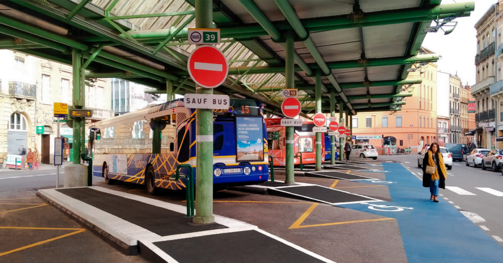 ZICLA arrêts de bus L’accessibilité aux arrêts de bus et le système Vectorial® 7
